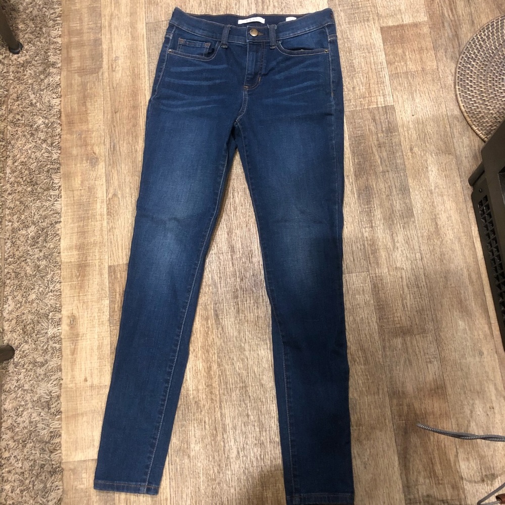 Mid rise skinny jeans
